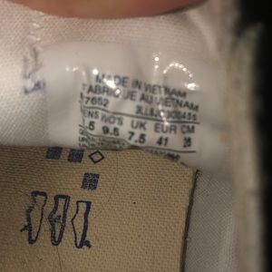 White Converese size 9.5